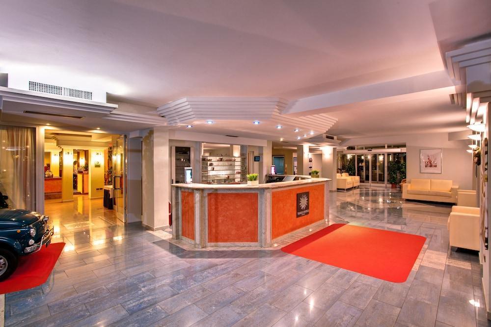 Hotel Savoy Palace - Tonelli Hotels Riva del Garda Exterior photo