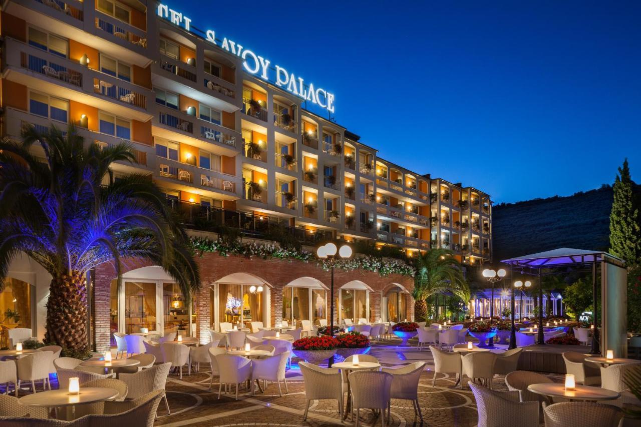 Hotel Savoy Palace - Tonelli Hotels Riva del Garda Exterior photo