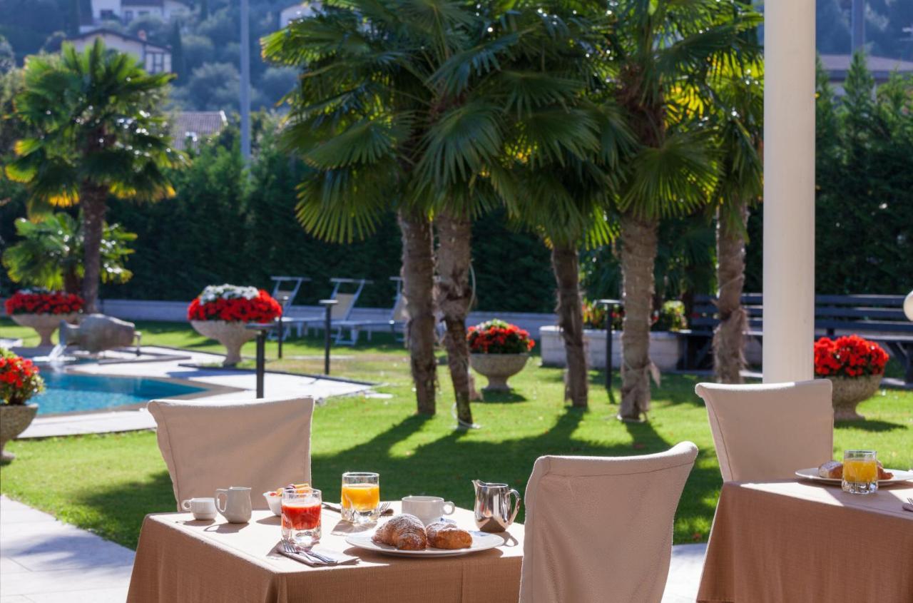 Hotel Savoy Palace - Tonelli Hotels Riva del Garda Exterior photo